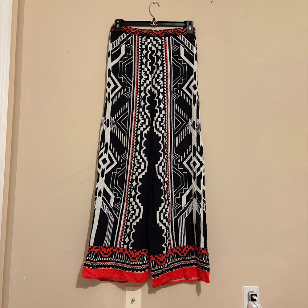 Women's Jealous Tomato L Black Red White Tribal Print Wide Leg Pants - Picture 13 of 15